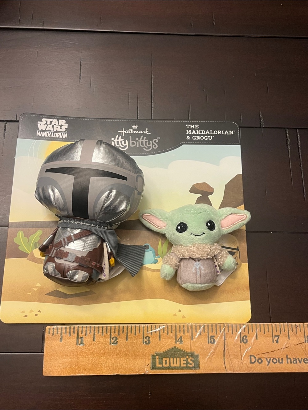 Hallmark Itty Bittys The Mandalorian & Grogu Star Wars Stuffed Animal Toys Set - Picture 4 of 7